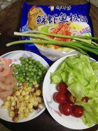 什锦拌面#小虾创意料理#的做法步骤1