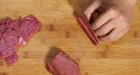 酸汤牛肉粉丝煲的做法步骤1