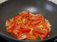 西红柿瓠子热汤面的做法步骤8