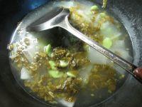 雪菜蚕豆冬瓜汤的做法步骤7