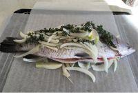烤纸包鲈鱼的做法步骤3